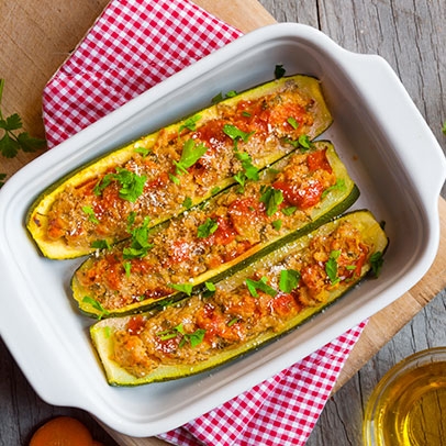 Cuketa plněná mletým masem a sýrem