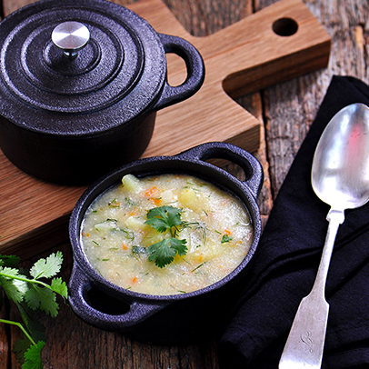 Tradiční česneková polévka